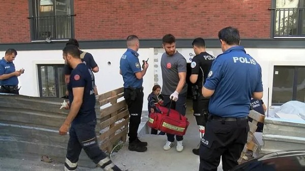 Maltepe'de akılalmaz olay! Asansör boşluğuna düştü